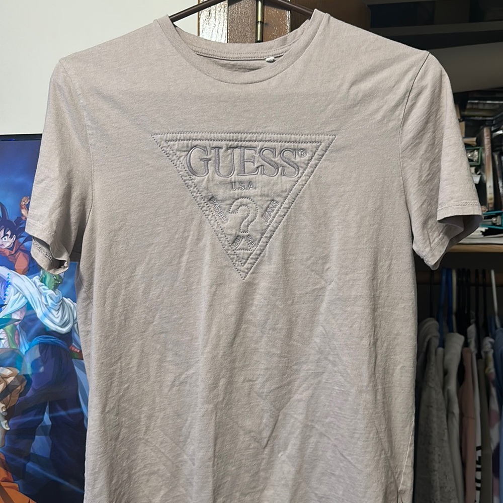 Guess embossed logo t-shirt